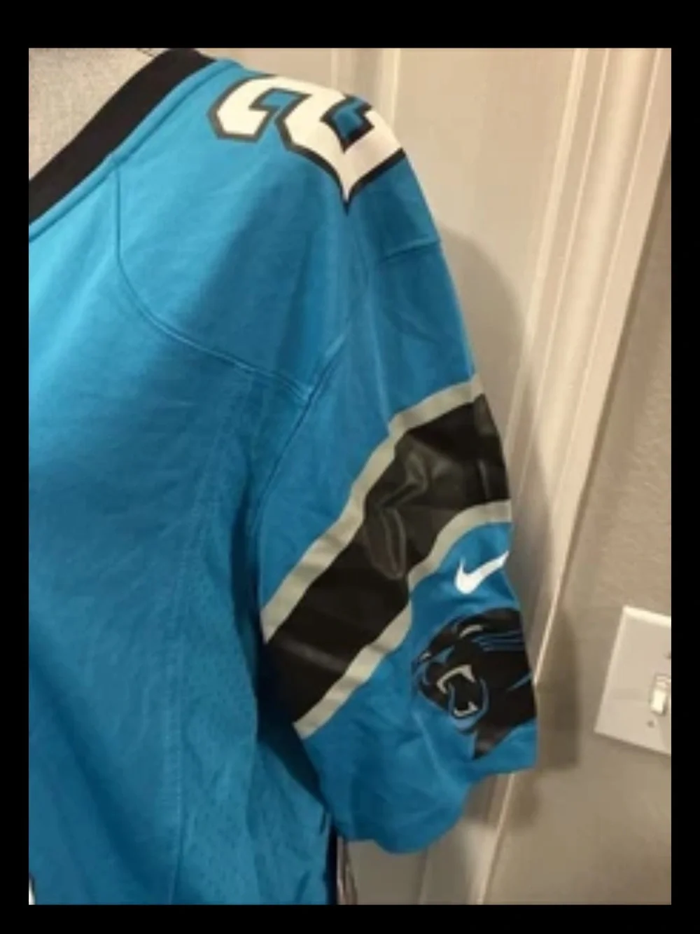 Nike NFL Carolina panthers #21 Jeremy Chinn jersey men’s size medium